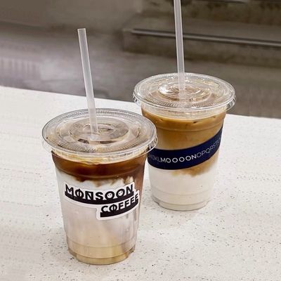 Disposable Transparent Plastic Flat Lid With Cross Holes Paper Cups With Lids